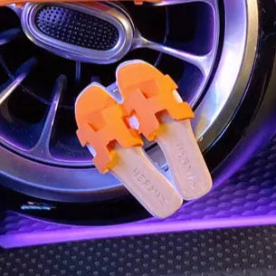 SANDALS CAR VENT ACCESSORY